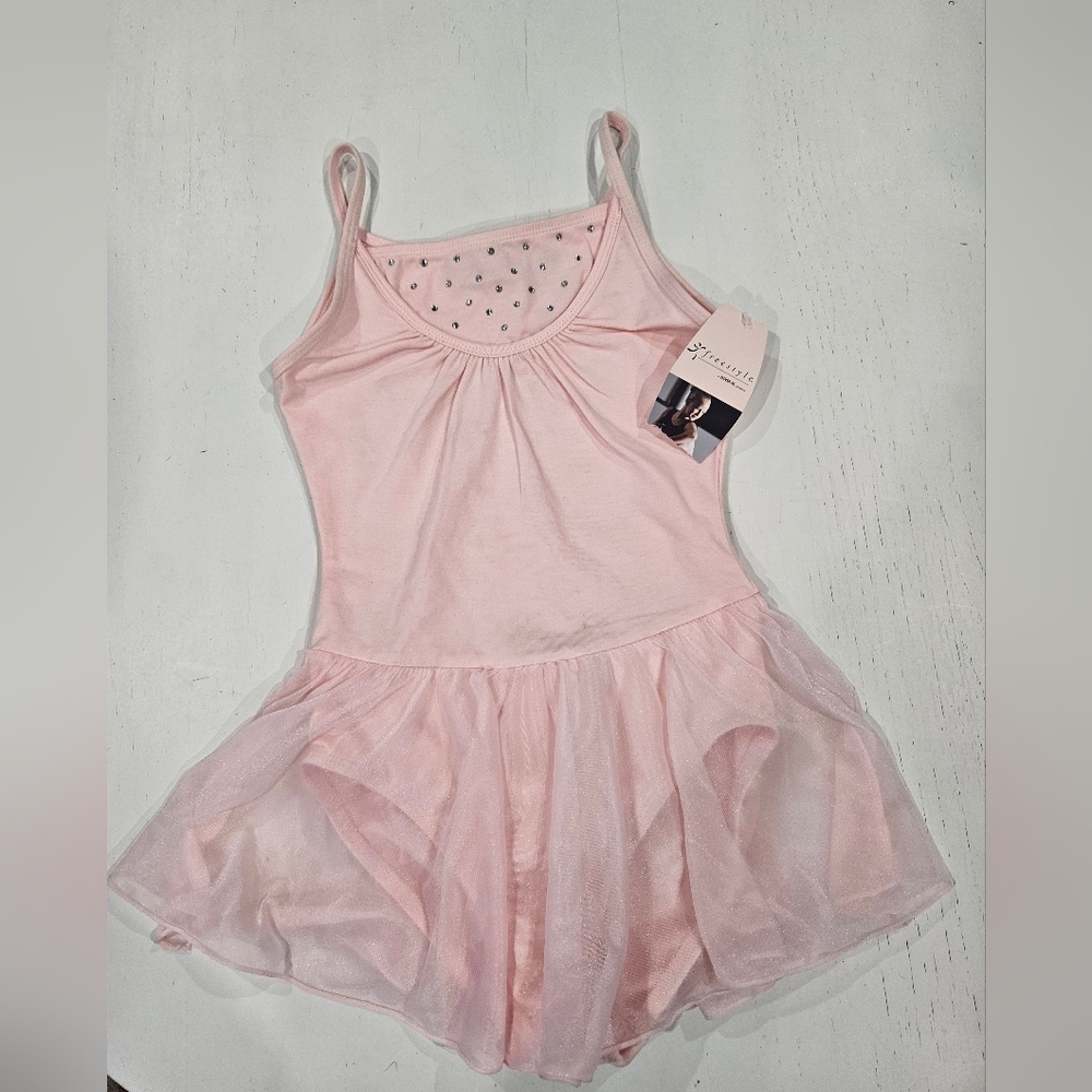 Ballet Dance Freestyle Girls Danskin Leotard. Large 10/12 Baby Pink Rhinestones